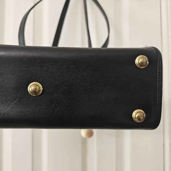 Dooney & Bourke Shoulder Bag - Picture 6 of 13